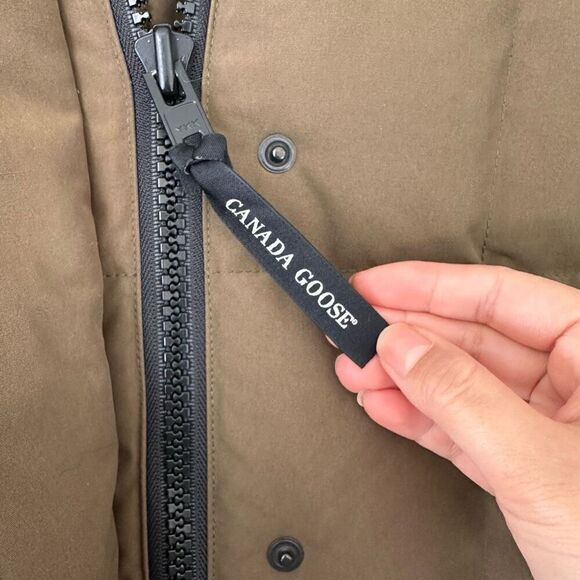 Canada goose elmwood parka - Picture 12 of 14